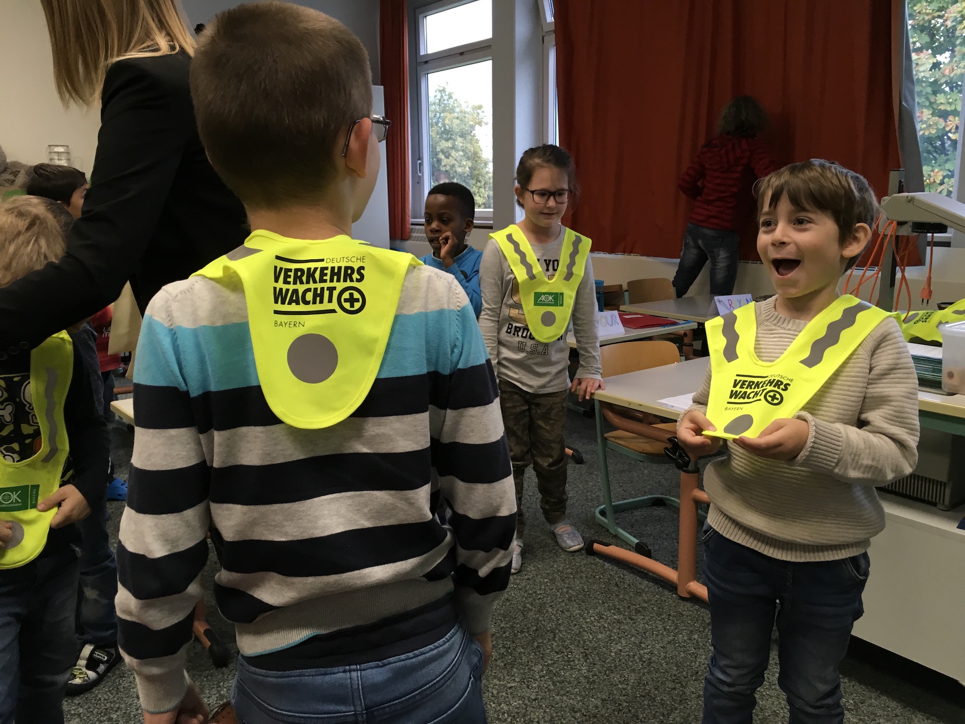 Leuchtspiele mit Ernstcharakter Leuchtspiele mit Ernstcharakter